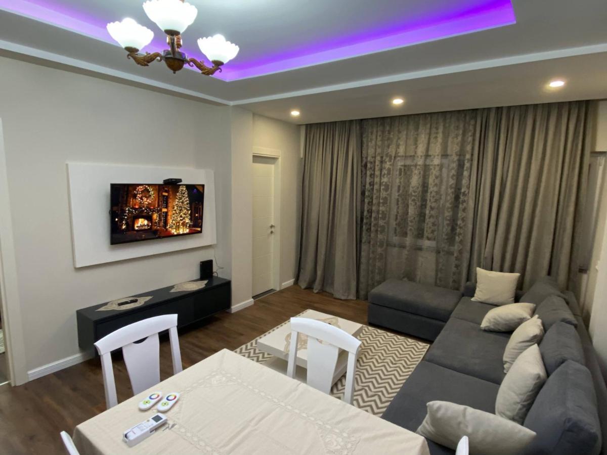 Komatas Modern Apartments In Bllok Area Tiranë Eksteriør bilde